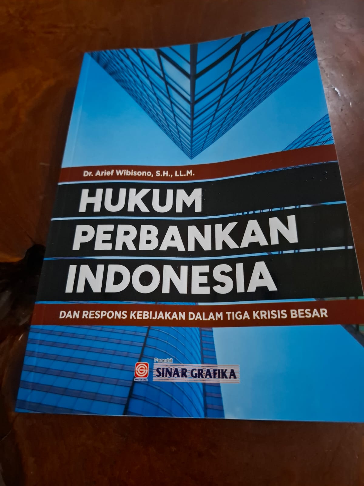 Menyelami Arah Hukum Perbankan Indonesia: Telaah Buku Terbaru Arief Wibisono